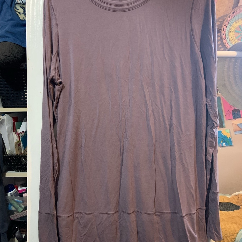 Lululemon Athletica Long Sleeve Top in Purple